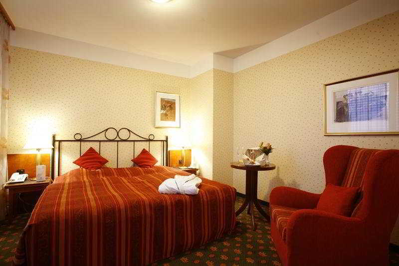Dormero Hotel Hannover-Langenhagen Airport Bilik gambar